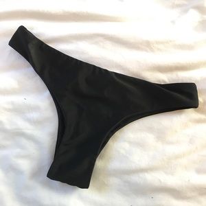 High cut bikini bottoms